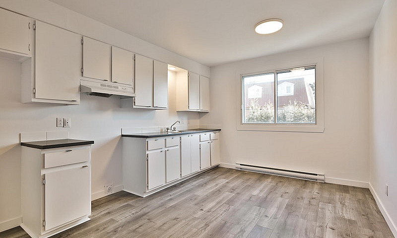 Beau 4½ – Brodeur, L...