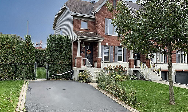579 000$ - Maison En...