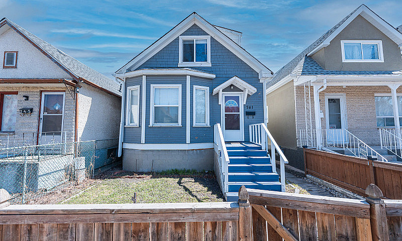 Straight & Solid 3Bd...