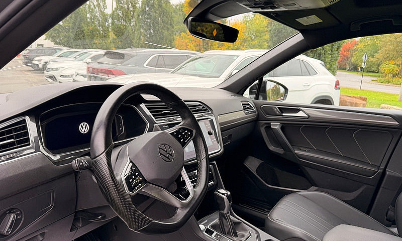 2023 Volkswagen Tigu...