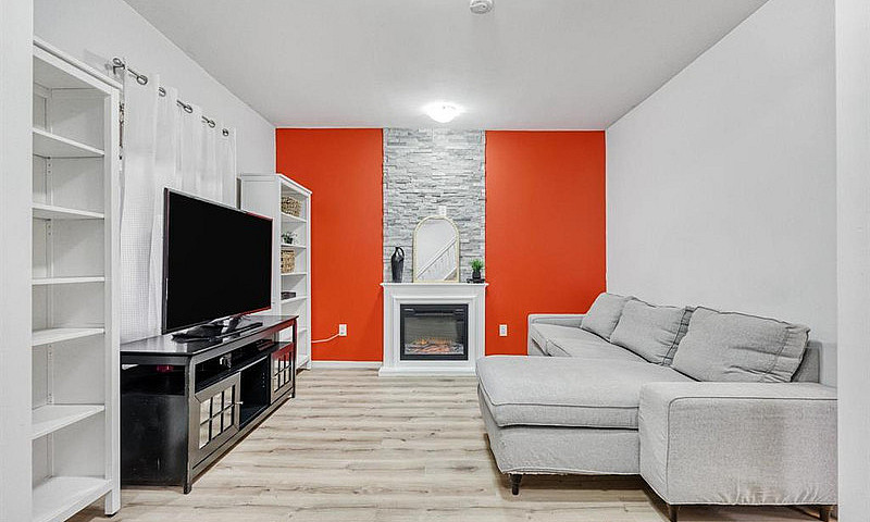 3-Bedroom House In P...