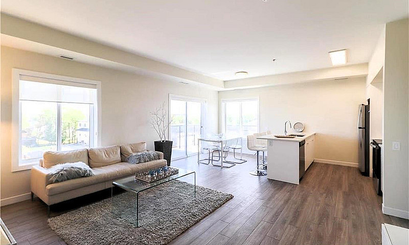 Open Concept 2 Bedro...