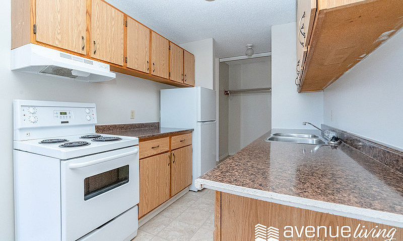 Modern Apartments Wi...