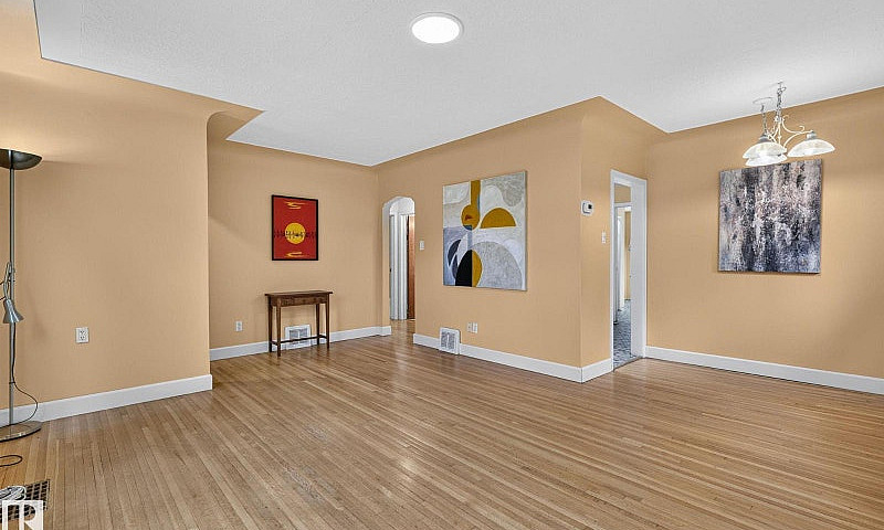 6261 112A St Nw Edmo...