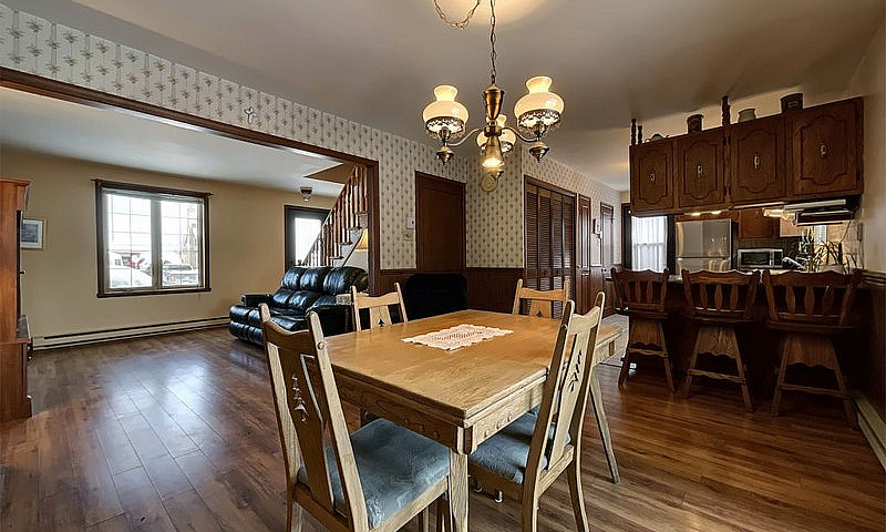$398,000 - 2 Storey ...
