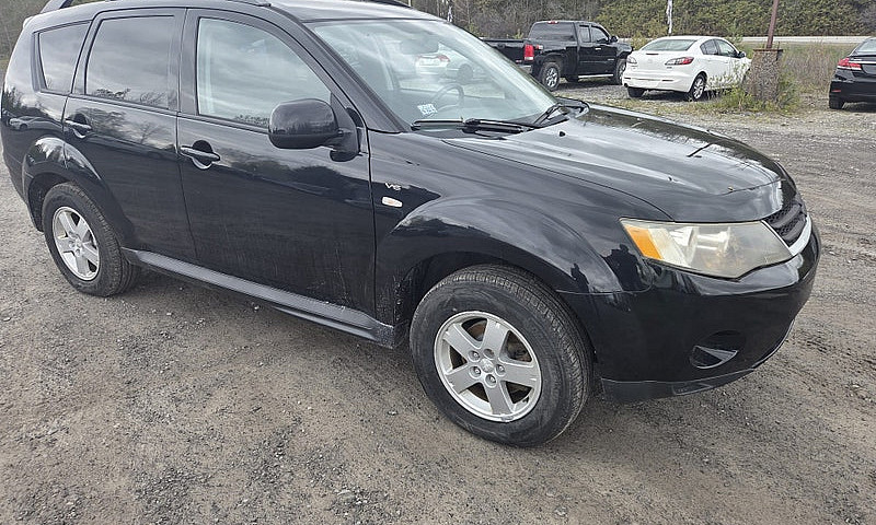2009 Mitsubishi Outl...