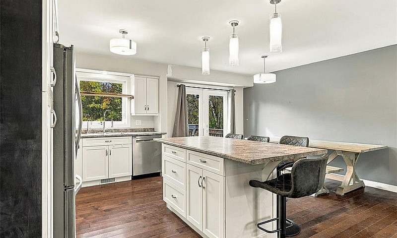 16 Millar Drive Ste ...