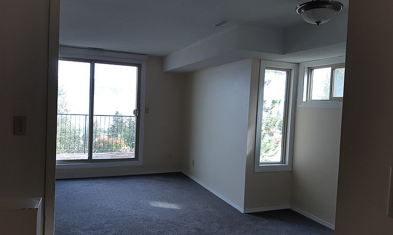 2 Bedroom Townhouse...