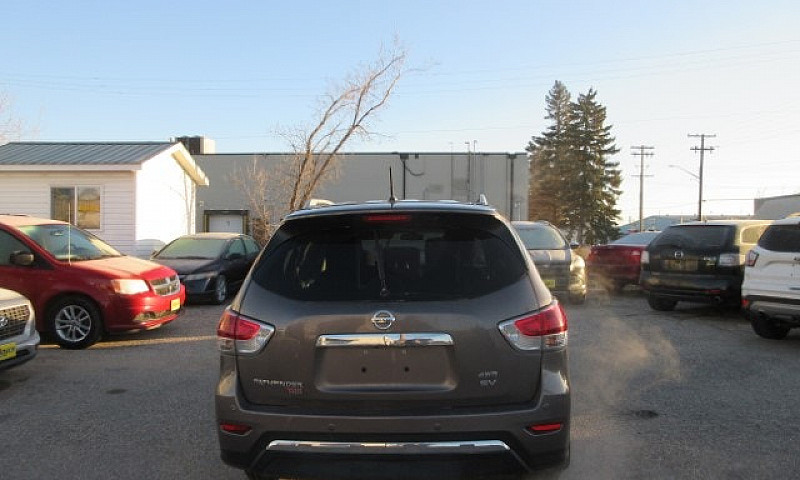 2014 Nissan Pathfind...