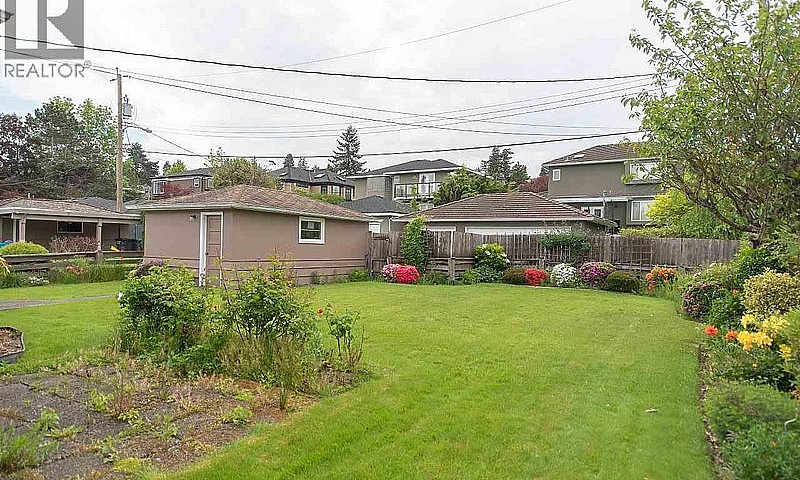 4443 Brakenridge Str...