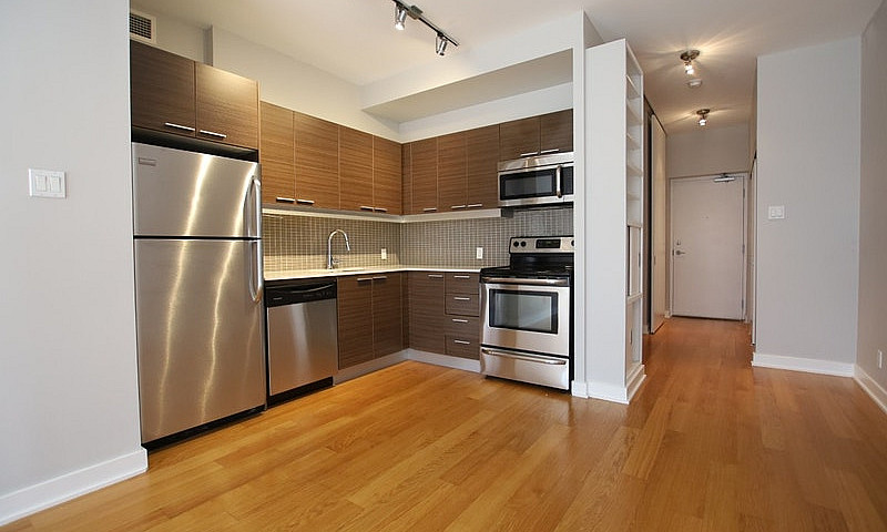 Bright & Spacious 1 ...