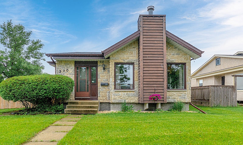 For Sale! 290 Burlan...