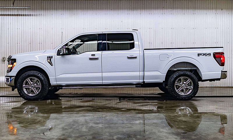 2025 Ford F-150 4X4 ...