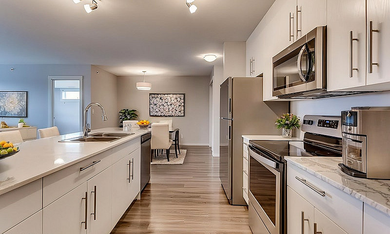 Vista Apartments - 1...