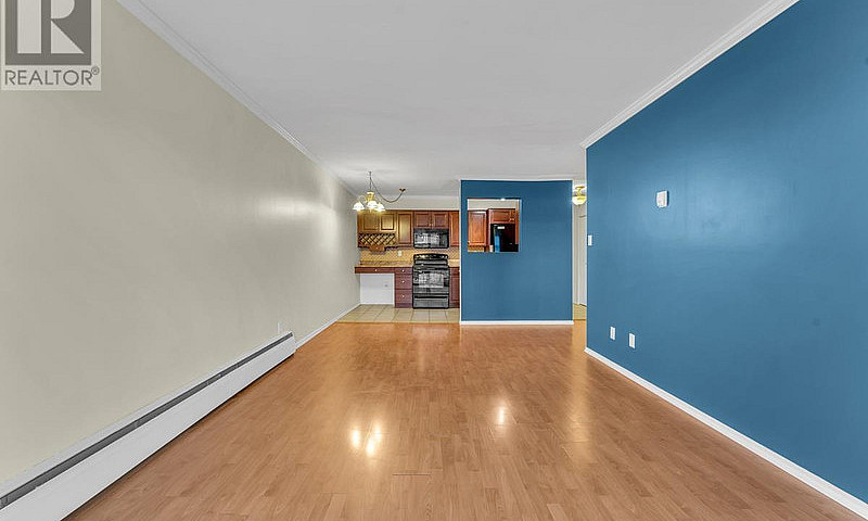 302 36 E 14 Avenue V...