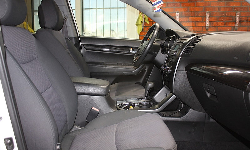 2012 Kia Sorento Lx...