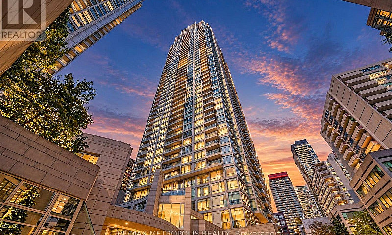 3709 - 2191 Yonge St...