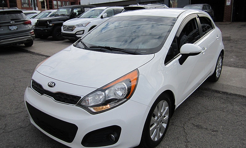 2015 Kia Rio 5...