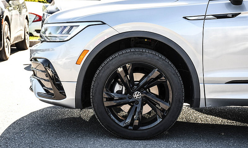 2023 Volkswagen Tigu...