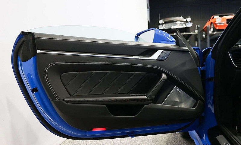 2023 Porsche 911 Tur...