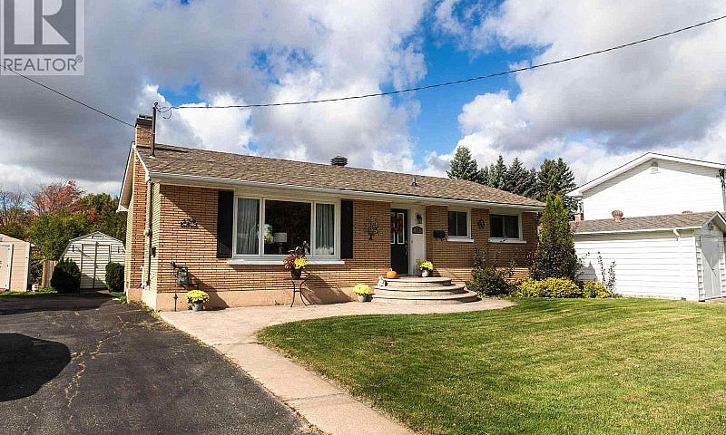 29 Routledge Ave Sau...