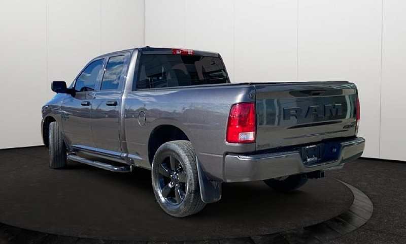 2023 Ram 1500 Classi...