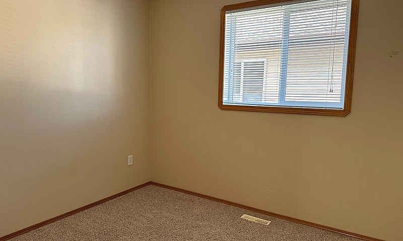 22 Lambertson Place ...