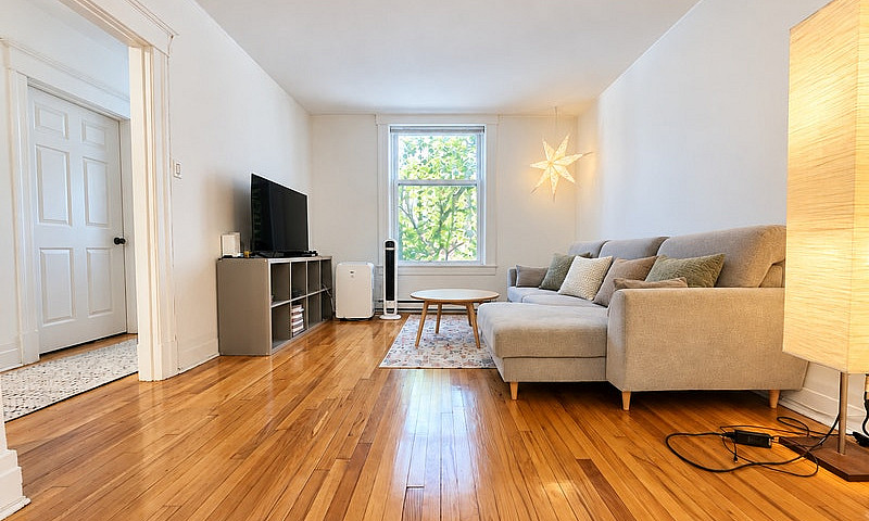 Grand 6½ Lumineux Av...