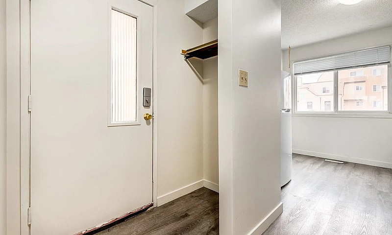 Two-Bedroom And Thre...