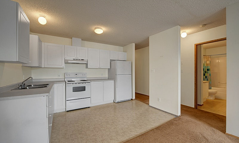 2 Bed X 1 Bath Apart...