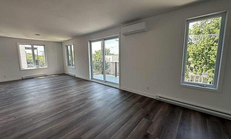5 1/2 Style Condo No...
