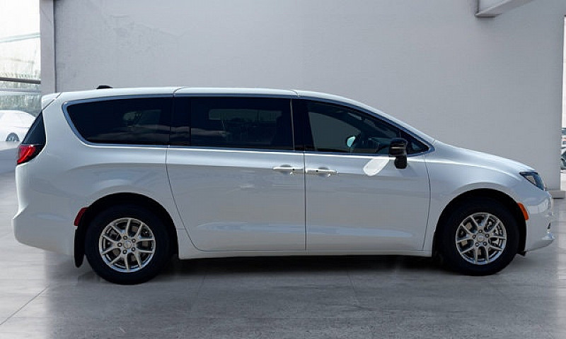 2027 Chrysler Grand ...