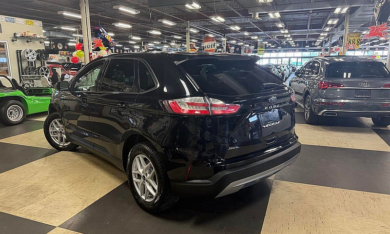 2023 Ford Edge Sel A...