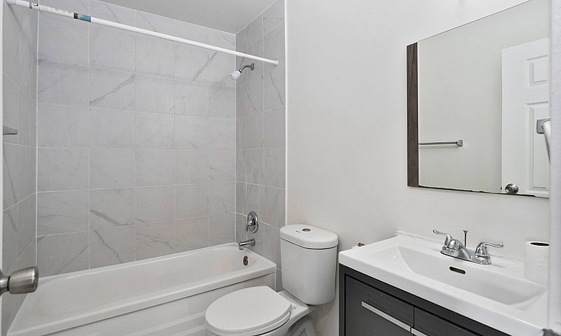 Keele Apartments - 2...