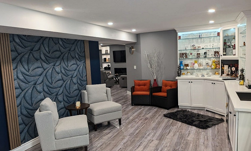 Stunning Bungalow, 8...