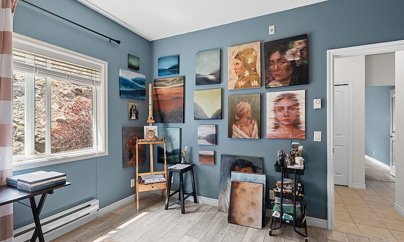 Spacious Condo With ...