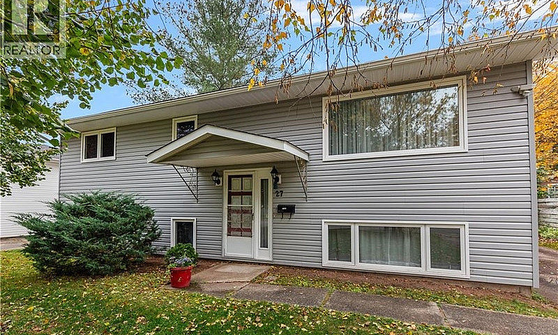 27 Brewster Street R...