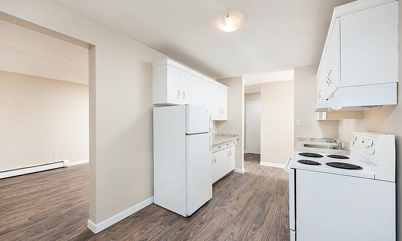 Shaughnessy Manor - ...