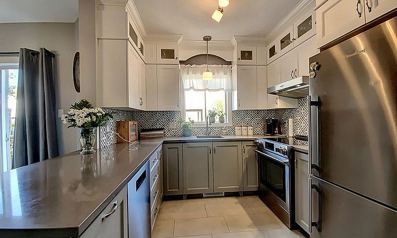 $524,400 - Semi-Deta...