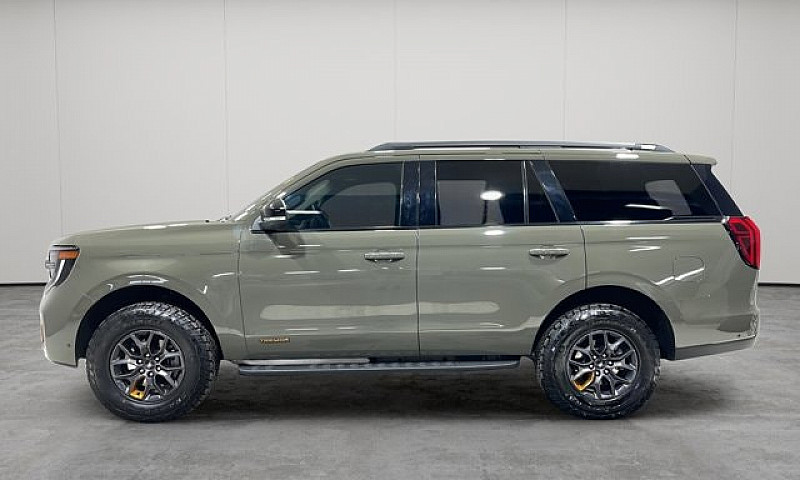 2025 Ford Expedition...