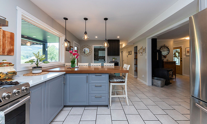 3602 Kamloops Vernon...