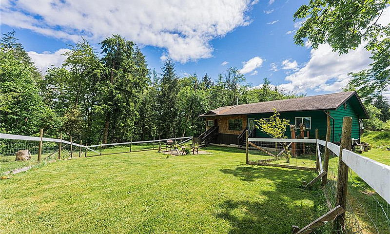12.3 Acres Of Natura...
