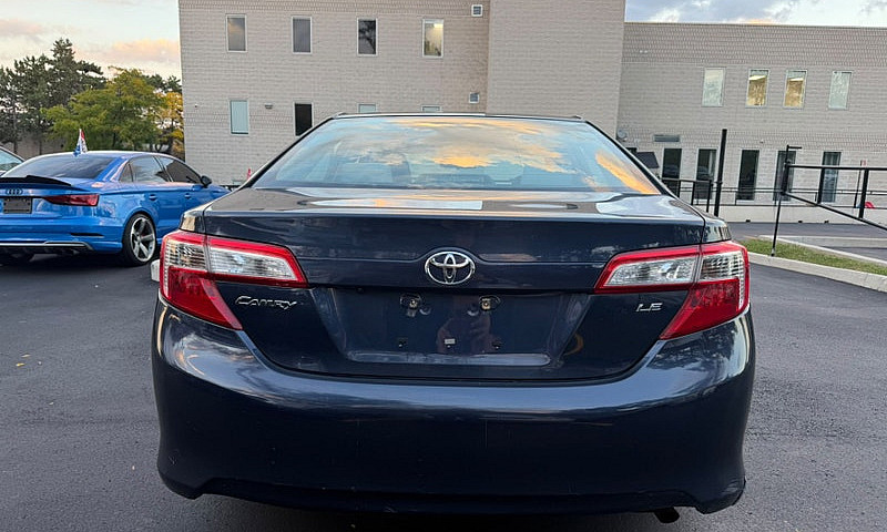 2014 Toyota Camry 4D...