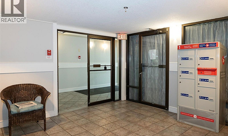 104 2757 Quadra St V...