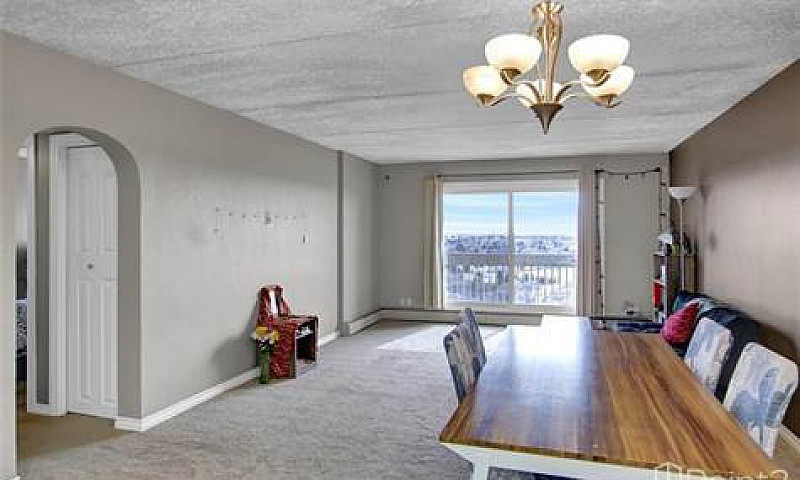 3520 Hillsdale Stree...