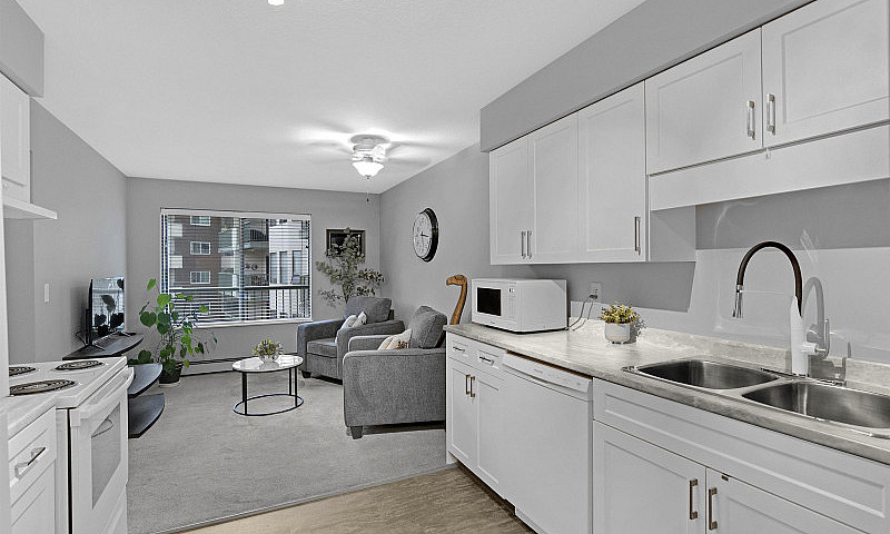 302 2678 Mccallum Ro...