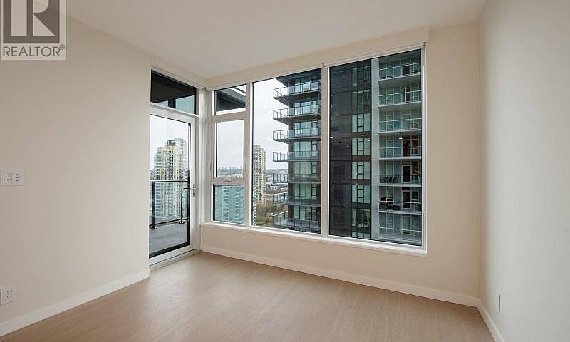 1712 2108 Gilmore Av...