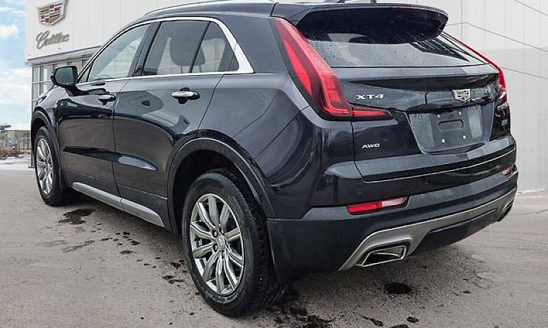 2022 Cadillac Xt4 Aw...