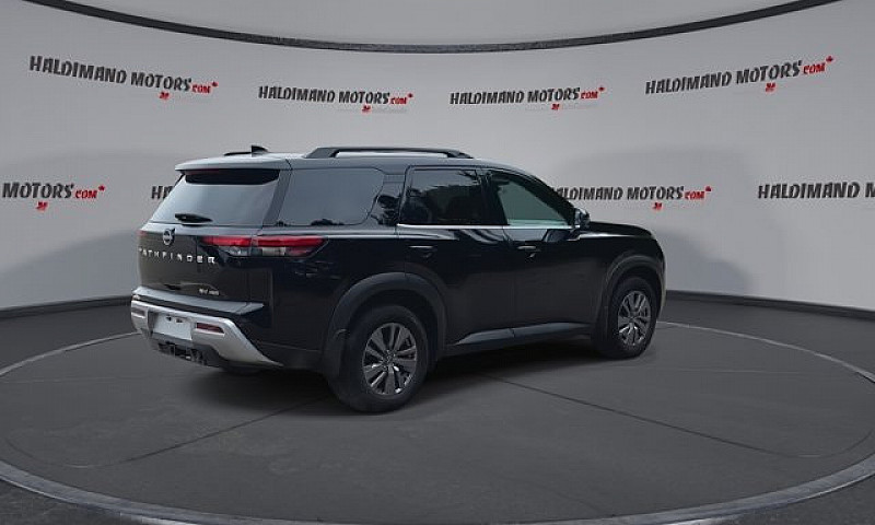 2024 Nissan Pathfind...