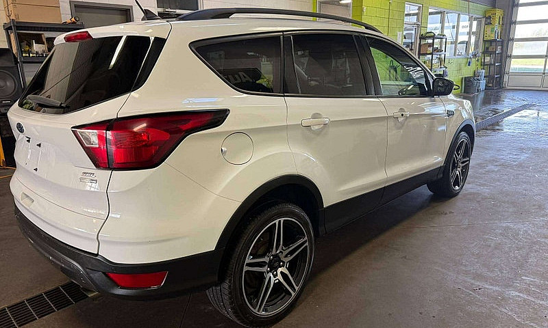 2019 Ford Escape Sel...